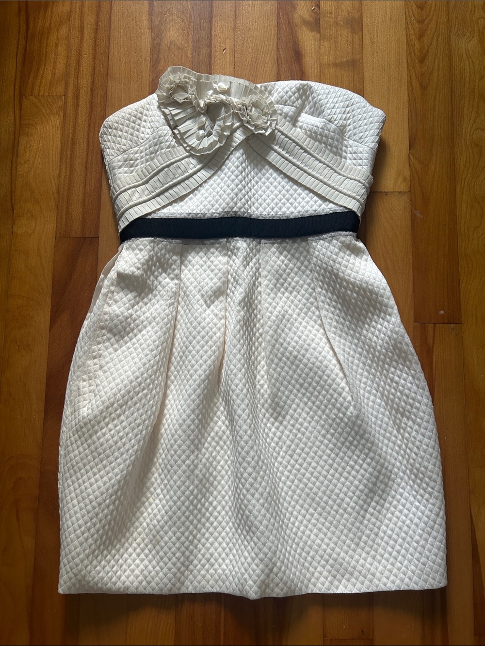 BCBG White Quilted Strapless Dress with Black Waistband